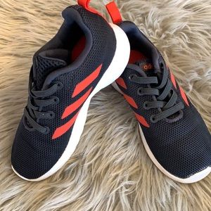 Adidas boys running shoes size 9 (toddler) Barely worn.